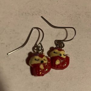 Dangle earrings